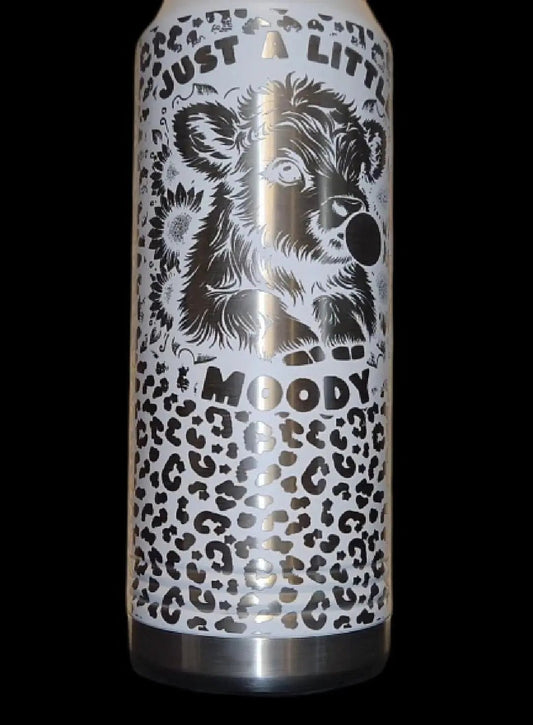 Highland Cow Calf Bottle - Multiple Sizes, Colors, and Laser Customization - Smalltown Connetchin