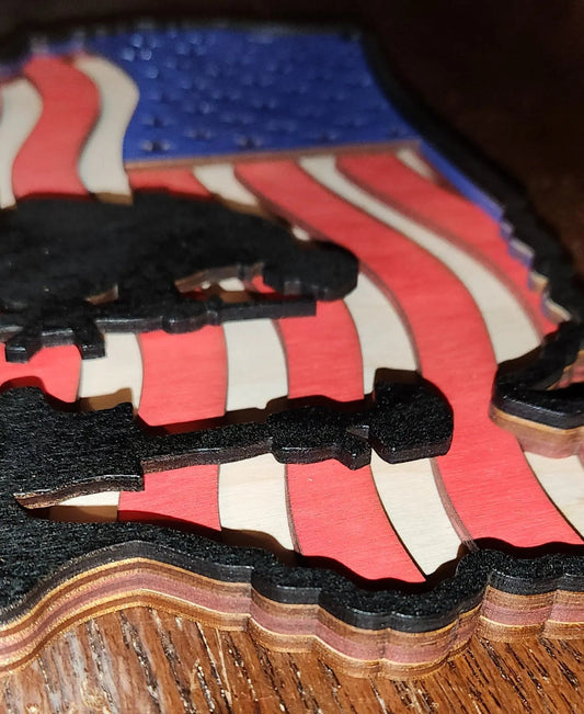 Patriotic Decor - Baltic Birch Kneeling Soldier - USA - Smalltown Connetchin